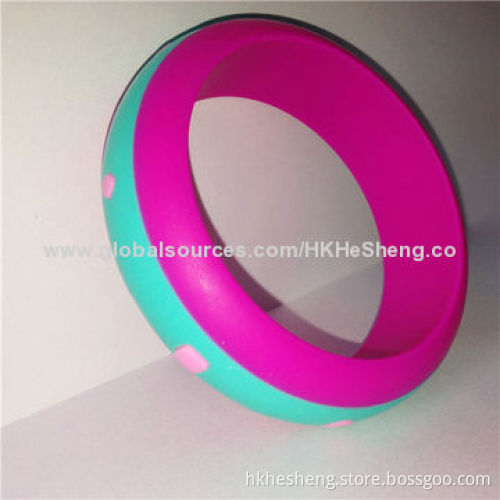 2014 Charming Food-grade Silicone Bracelets, Nontoxic and BPA-free